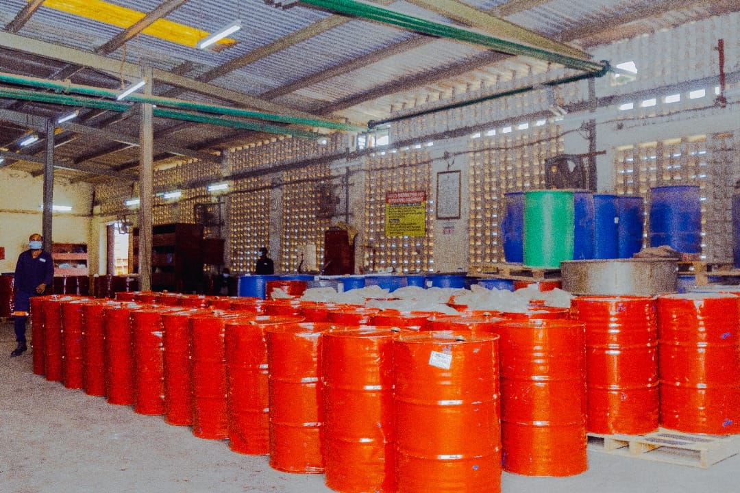 AR 4542 W MEDIUM OIL, AIR DRYING ALKYD, SOYA OIL FATTY ACID MODIFIED.